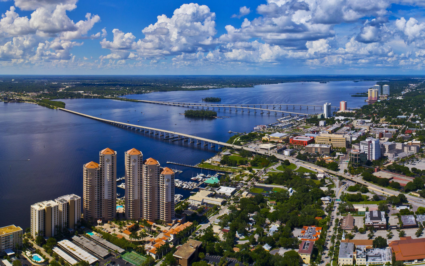 Fort Myers skyline