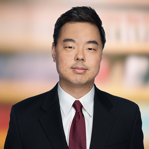 Daniel Kim is Of Counsel in Hahn Loeser’s Chicago office and is a member of the firm’s Intellectual Practice area.